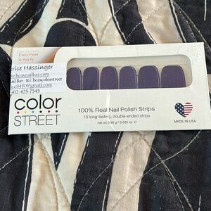 Color Street Saigon Queen